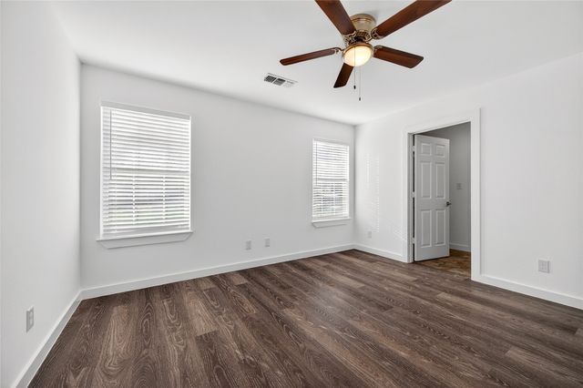 704 E Sycamore Street, Sherman, TX 75090