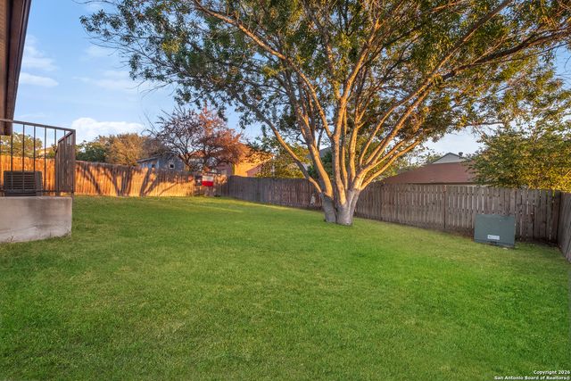 7910 chestnut barr, Converse, TX 78109