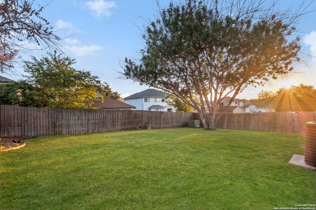 7910 chestnut barr, Converse, TX 78109