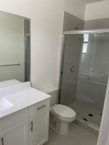 3415 W 112th Terrace, Hialeah, FL 33018
