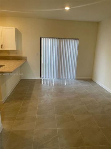 3415 W 112th Terrace, Hialeah, FL 33018