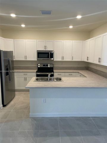 3415 W 112th Terrace, Hialeah, FL 33018