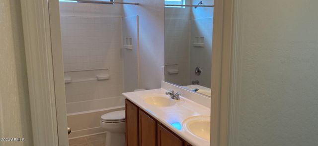 5257 W Shumway Farm Road, Laveen, AZ 85339