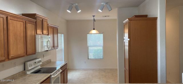 5257 W Shumway Farm Road, Laveen, AZ 85339