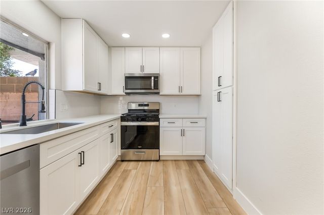 3904 Milford Place, Las Vegas, NV 89102