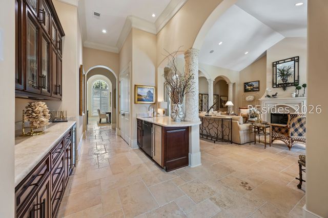 127 Fort Walker Dr, Hilton Head Island, SC 29928