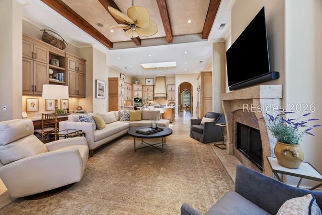 127 Fort Walker Dr, Hilton Head Island, SC 29928