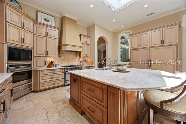 127 Fort Walker Dr, Hilton Head Island, SC 29928