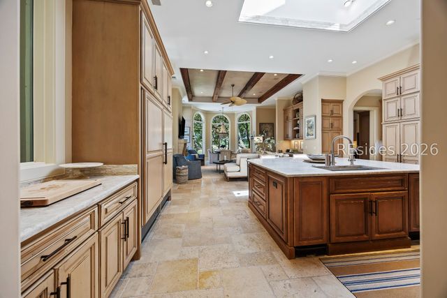 127 Fort Walker Dr, Hilton Head Island, SC 29928