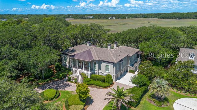 127 Fort Walker Dr, Hilton Head Island, SC 29928