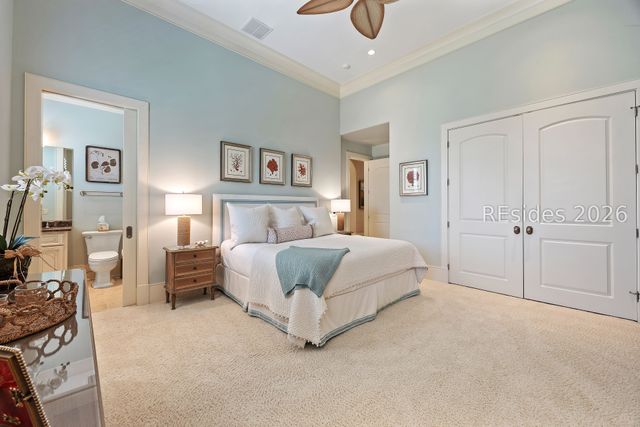 127 Fort Walker Dr, Hilton Head Island, SC 29928