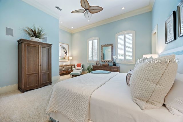 127 Fort Walker Dr, Hilton Head Island, SC 29928