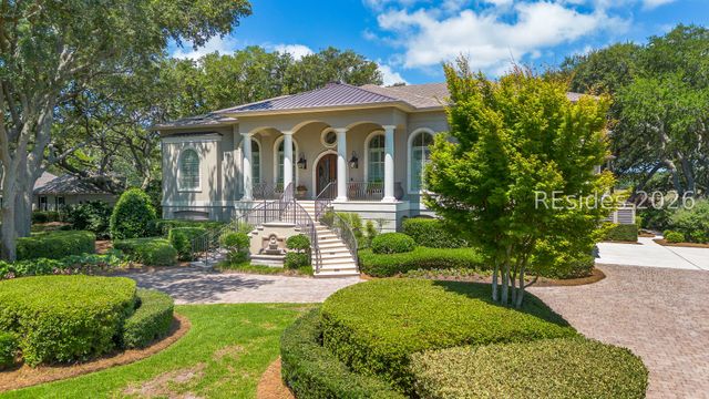 127 Fort Walker Dr, Hilton Head Island, SC 29928