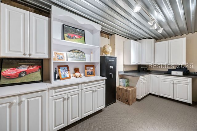 127 Fort Walker Dr, Hilton Head Island, SC 29928