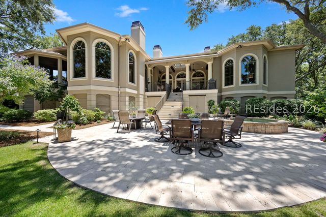 127 Fort Walker Dr, Hilton Head Island, SC 29928