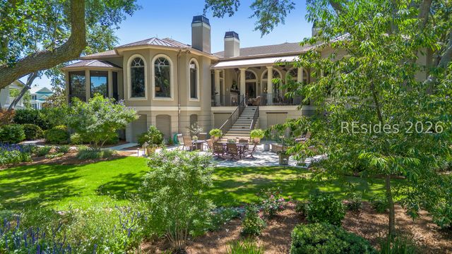 127 Fort Walker Dr, Hilton Head Island, SC 29928