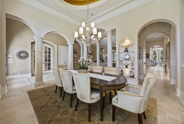 127 Fort Walker Dr, Hilton Head Island, SC 29928