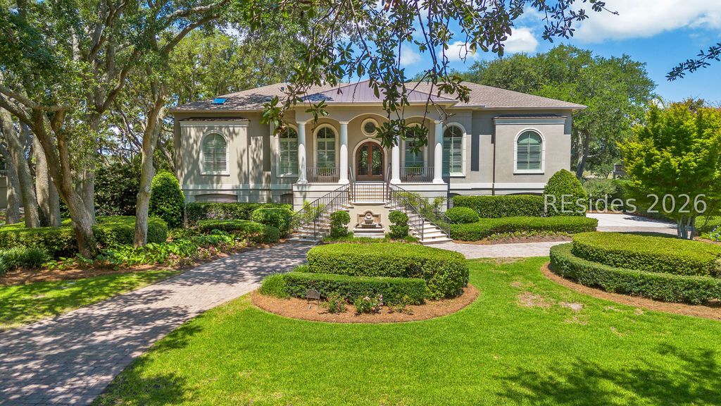 127 Fort Walker Dr, Hilton Head Island, SC 29928