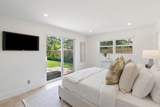 100 NW 18th Street, Delray Beach, FL 33444