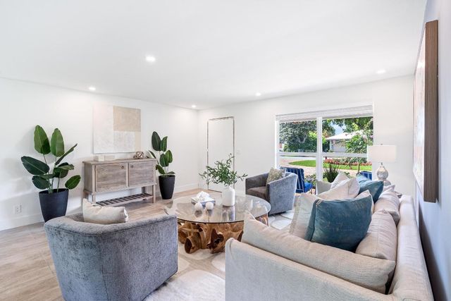 100 NW 18th Street, Delray Beach, FL 33444