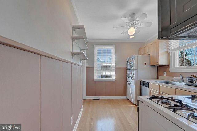 12 NEW HAMPSHIRE AVE, Cherry Hill, NJ 08002