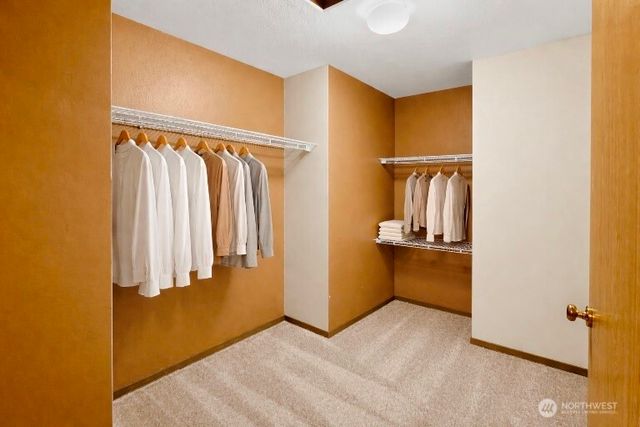 9820 S 242nd Place, Kent, WA 98030