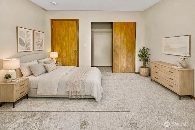 9820 S 242nd Place, Kent, WA 98030