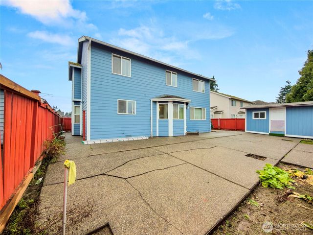 9820 S 242nd Place, Kent, WA 98030
