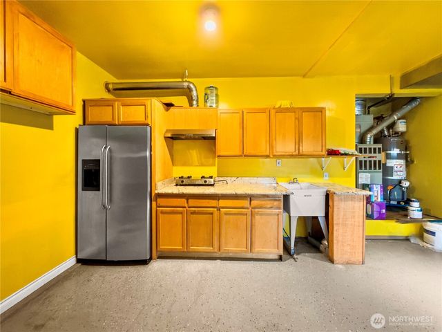 9820 S 242nd Place, Kent, WA 98030