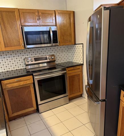 3861 Victoria Dr Drive 3861, West Palm Beach, FL 33406