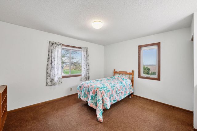 708 Chestnut Street, Arlington, MN 55307