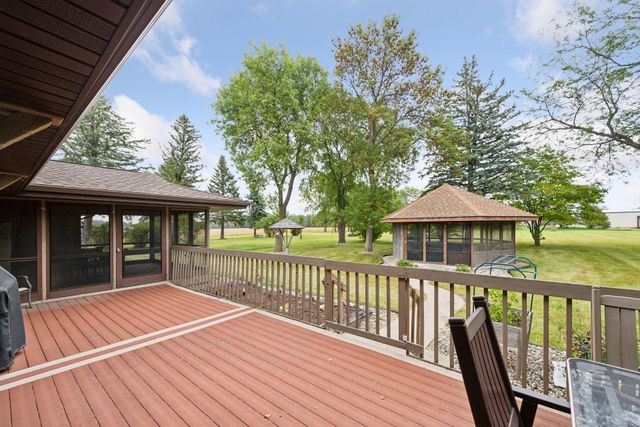 708 Chestnut Street, Arlington, MN 55307