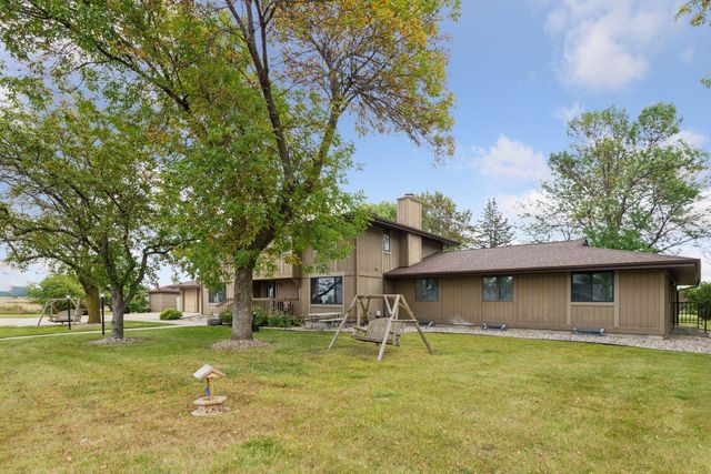 708 Chestnut Street, Arlington, MN 55307