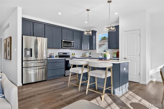 104 Quail Bluff Court, Wentzville, MO 63385