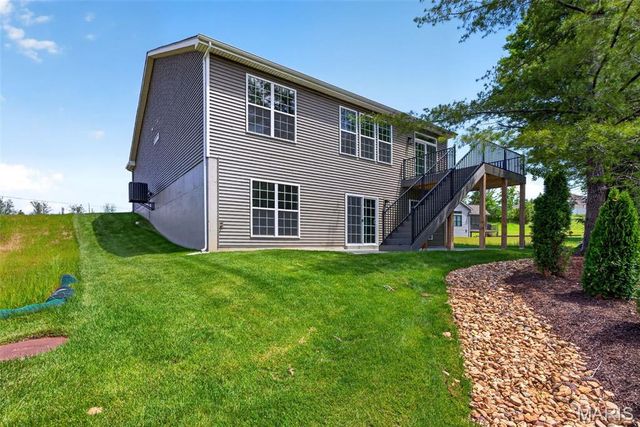 104 Quail Bluff Court, Wentzville, MO 63385