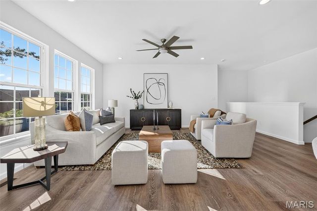 104 Quail Bluff Court, Wentzville, MO 63385