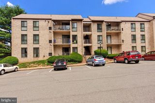 6151 EDSALL RD #D, Alexandria, VA 22304