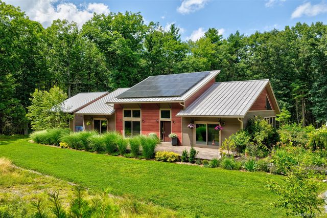 116 Francis Drive, Narrowsburg, NY 12764