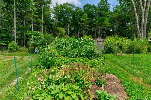 116 Francis Drive, Narrowsburg, NY 12764