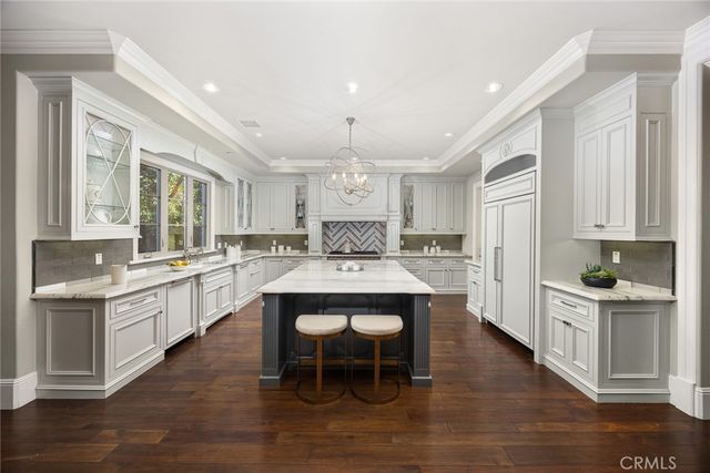 1201 S 10th Avenue, Arcadia, CA 91006