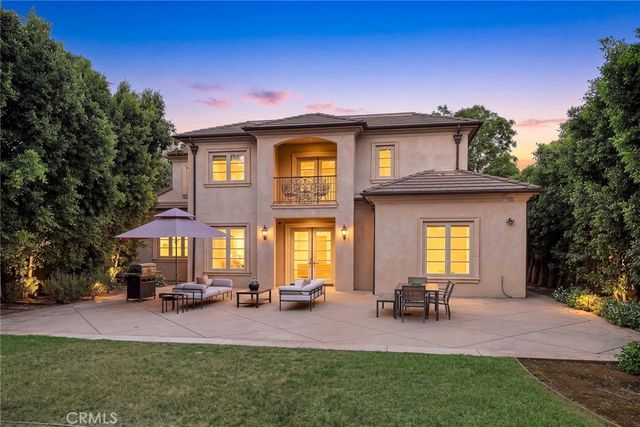 1201 S 10th Avenue, Arcadia, CA 91006