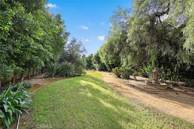 1201 S 10th Avenue, Arcadia, CA 91006