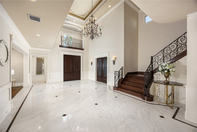 1201 S 10th Avenue, Arcadia, CA 91006