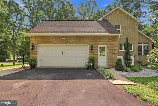 8008 PEMBROKE CIR, Spotsylvania, VA 22551
