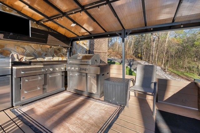 1956 Vanzant Bend Rd, Belvidere, TN 37306