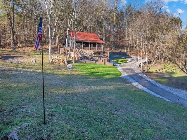 1956 Vanzant Bend Rd, Belvidere, TN 37306
