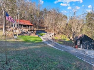 1956 Vanzant Bend Rd, Belvidere, TN 37306