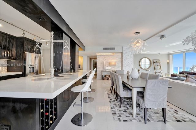 2751 S Ocean Drive 908S, Hollywood, FL 33019