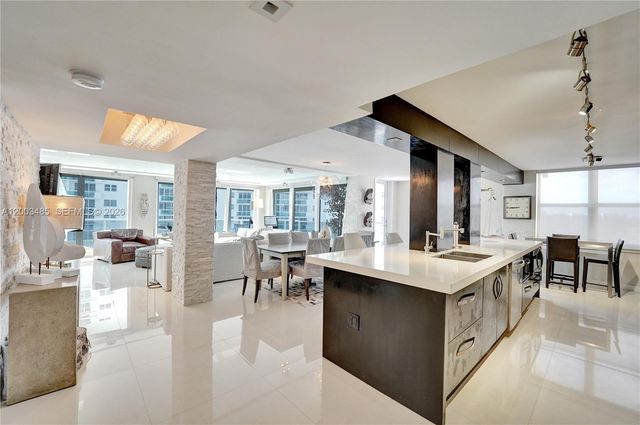 2751 S Ocean Drive 908S, Hollywood, FL 33019