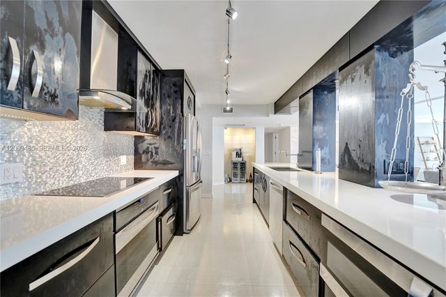 2751 S Ocean Drive 908S, Hollywood, FL 33019